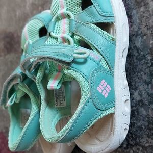 Columbia toddler size 9 sandals